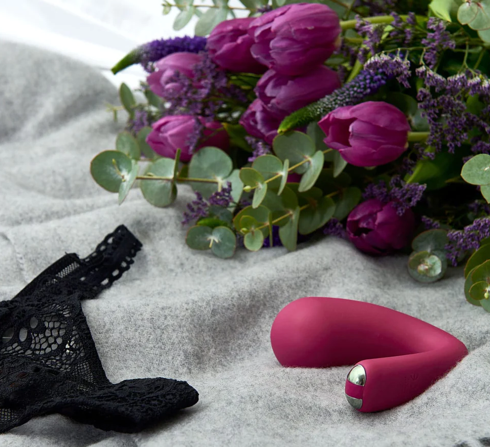 the-best-of-je-joue-a-rundown-of-our-favorite-erotic-toys-from-je-joue
